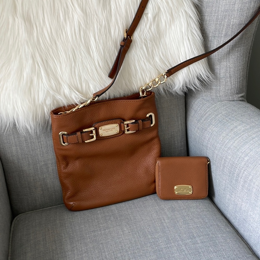 Michael Kors crossbody + matching wallet